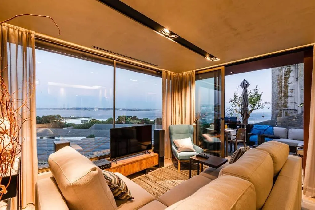 The Minipenthouse Terrace & Spa Paço de Arcos