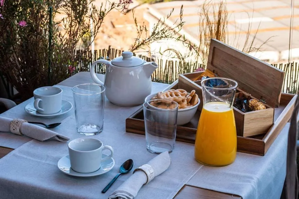 The Minipenthouse Terrace & Spa Paço de Arcos 0*,  Portugal